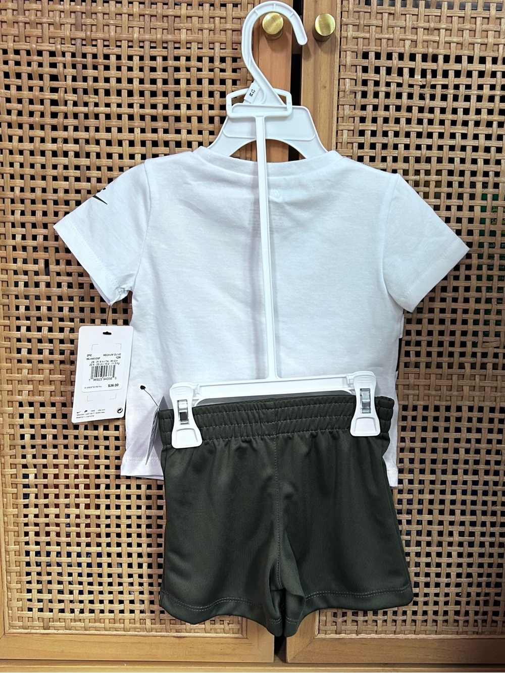 Nike Boys Athletic Set NWT 12 Months - Picture 2 of 3